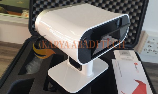 Artec Leo Wireless Handheld 3D Scanner - Image 2