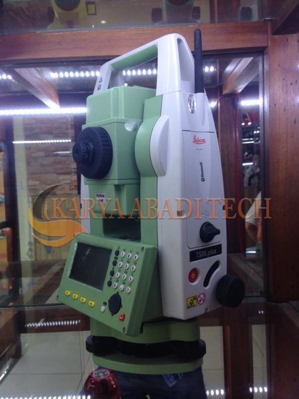 Leica FlexLine TS06 Plus Total Station - Image 3