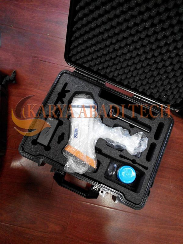 Oxford X-MET 7500 Handheld XRF Analyzer - Image 2